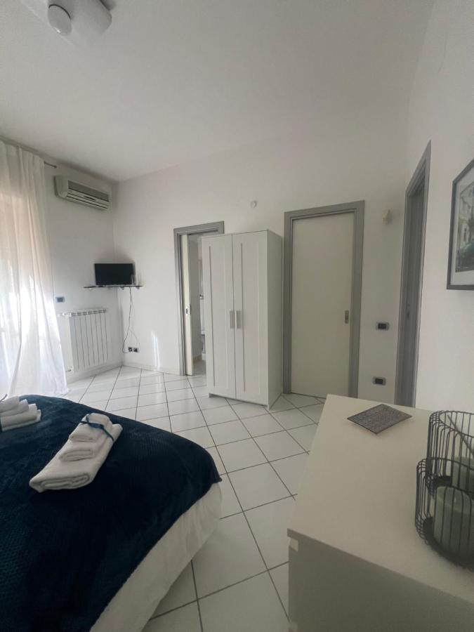 Suite 84 Holiday Home Salerno Eksteriør bilde